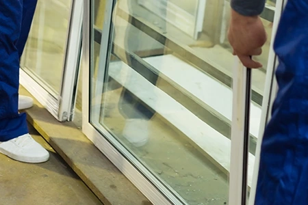 Commercial Glass Repair Technician in Royal Palm Beach, FL